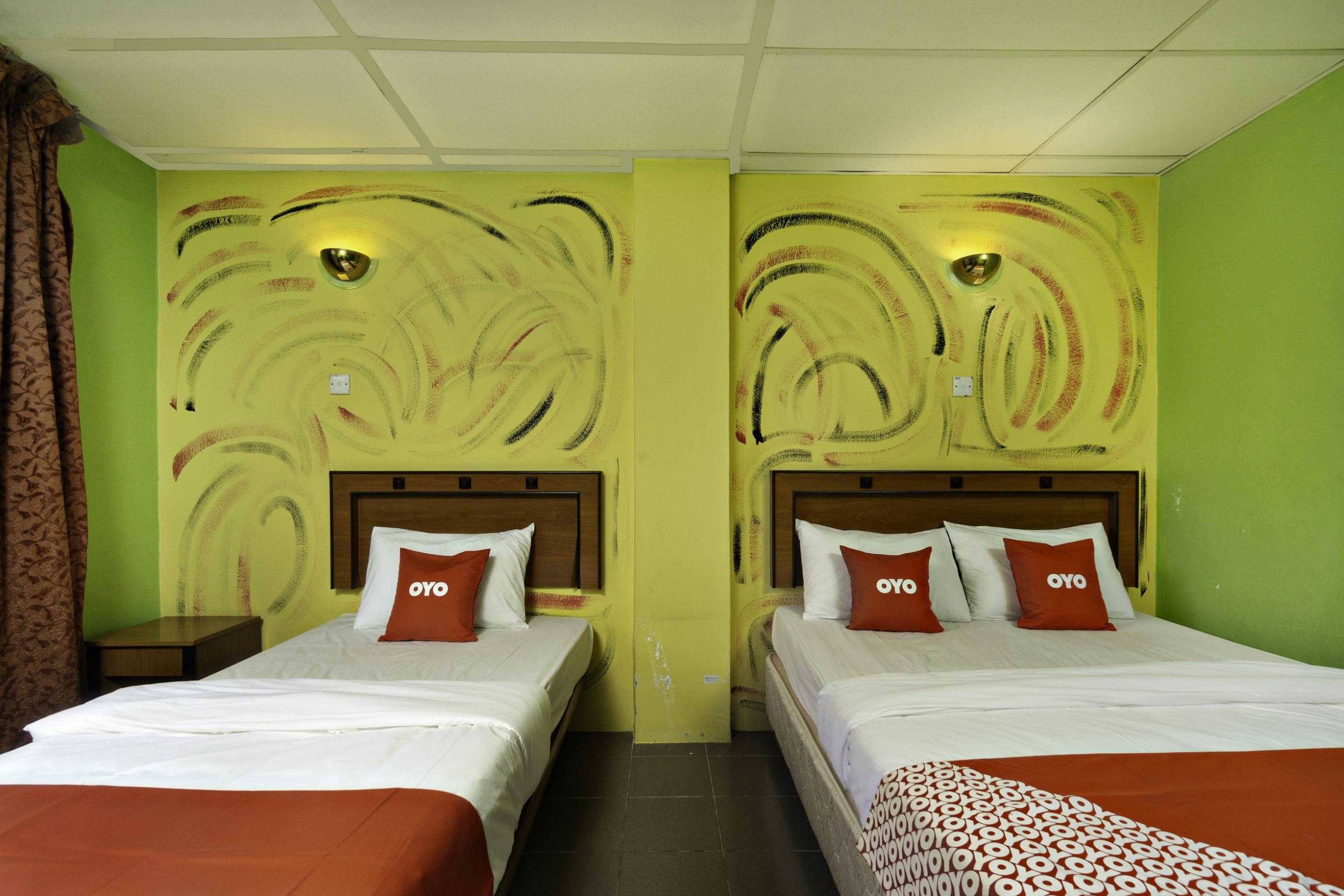 Hotel Dj Palace Lumut Extérieur photo
