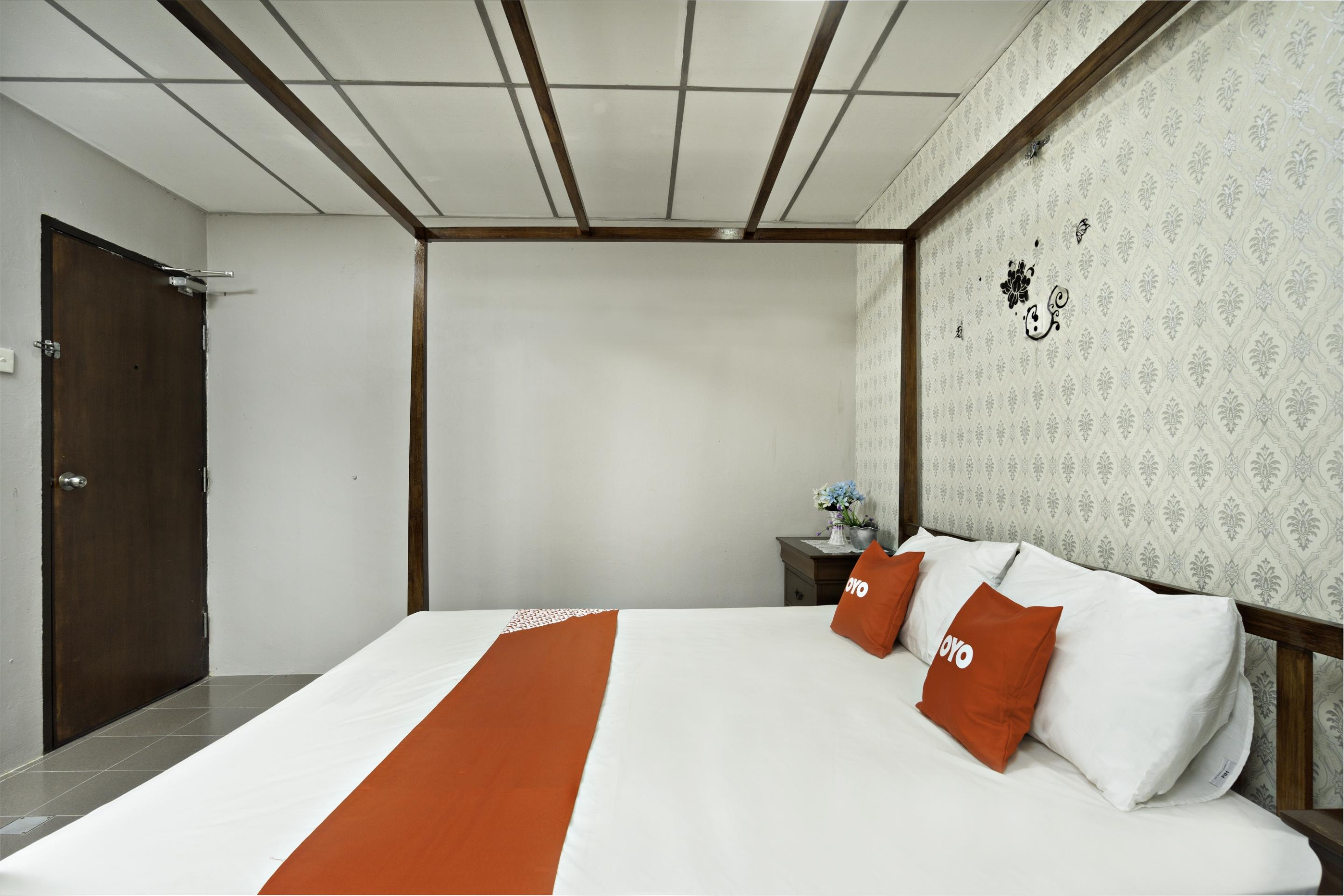 Hotel Dj Palace Lumut Extérieur photo