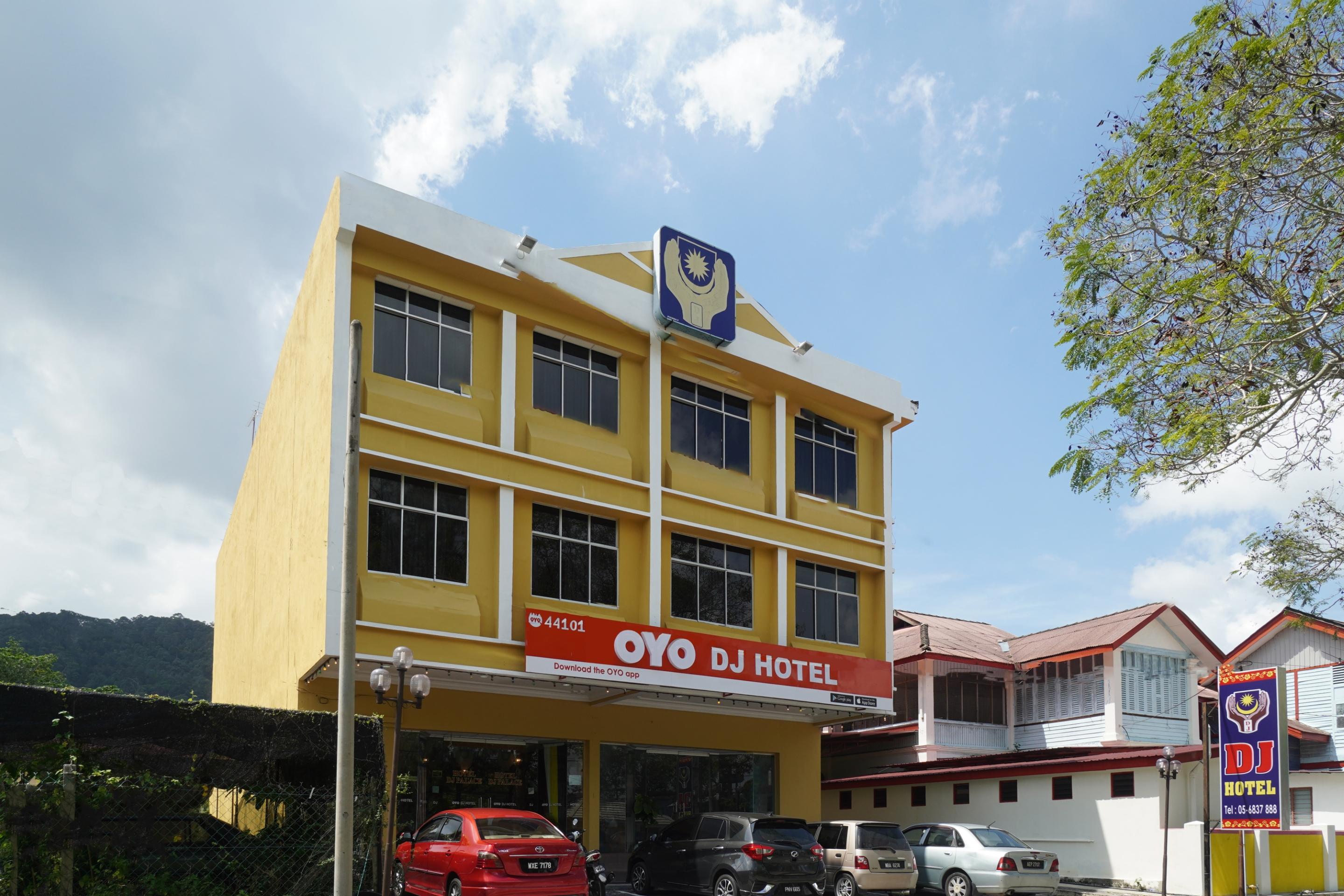 Hotel Dj Palace Lumut Extérieur photo